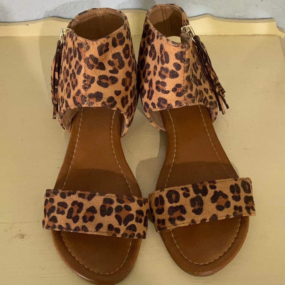Leopard sandals